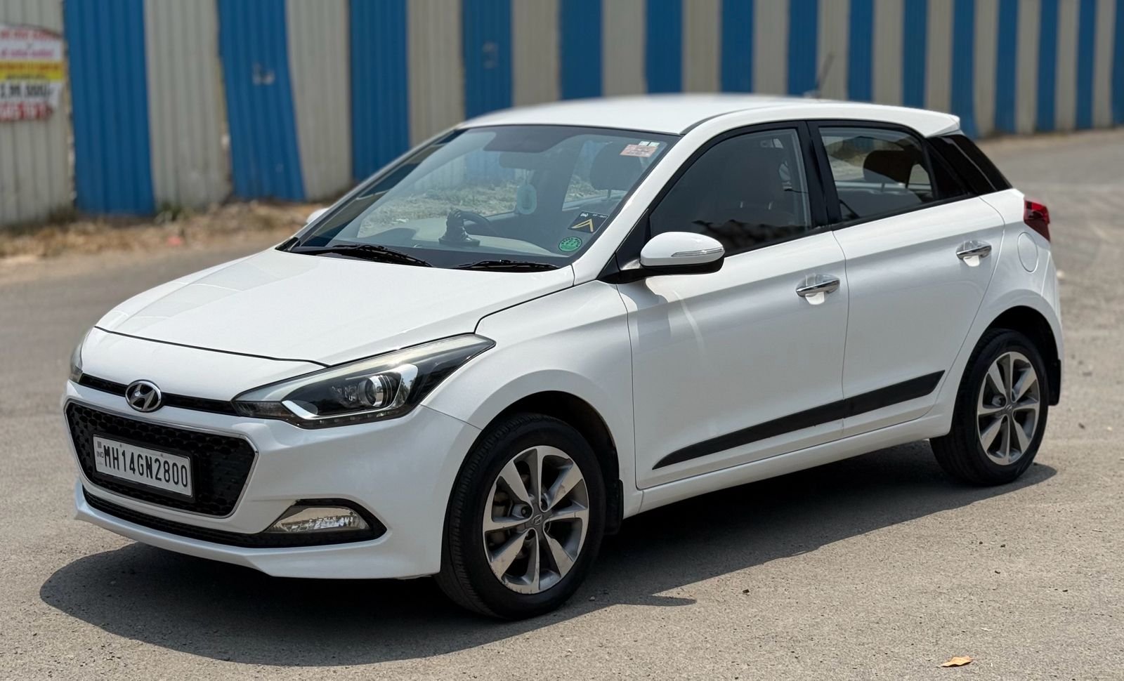 i20 Asta (O)